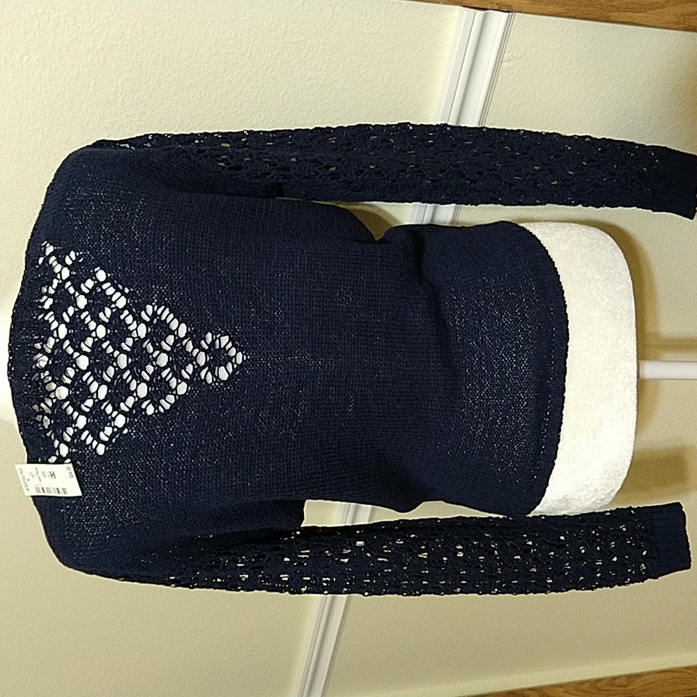 NWT Aeropostale Sweater Size M - Picture 3 of 11